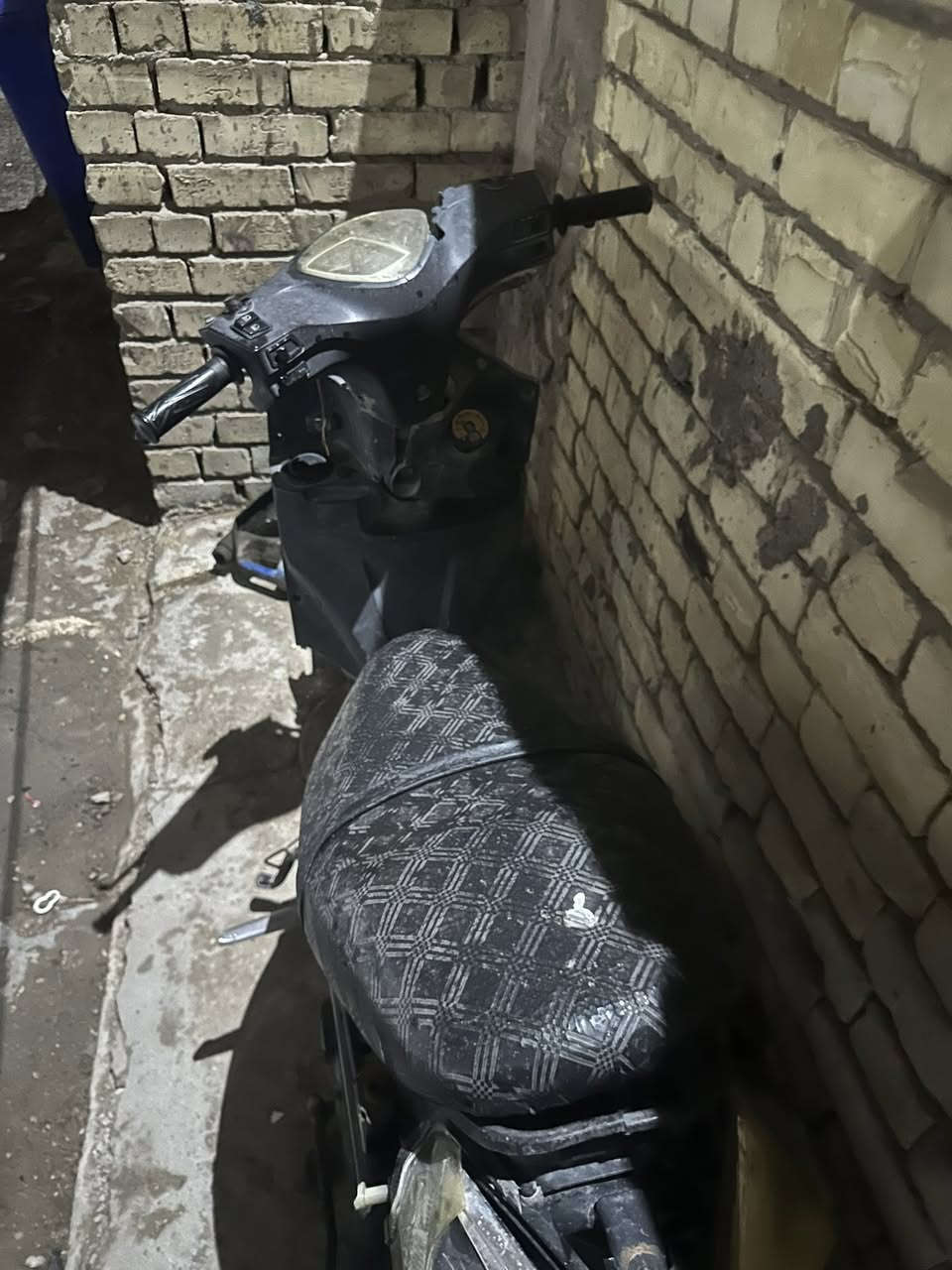 ماكس اف اس شغاله نقصها كفرات وسوادات وباتري كهربائياتها كامله جيب وشد مكينه حلوه لا نضوح ولا تبخير معدل شرط 120 مكينتها كلش حلوه 

مكاني المشتل شارع المطبك

سعر 150 وبيها مجال شي بسيط

***********
