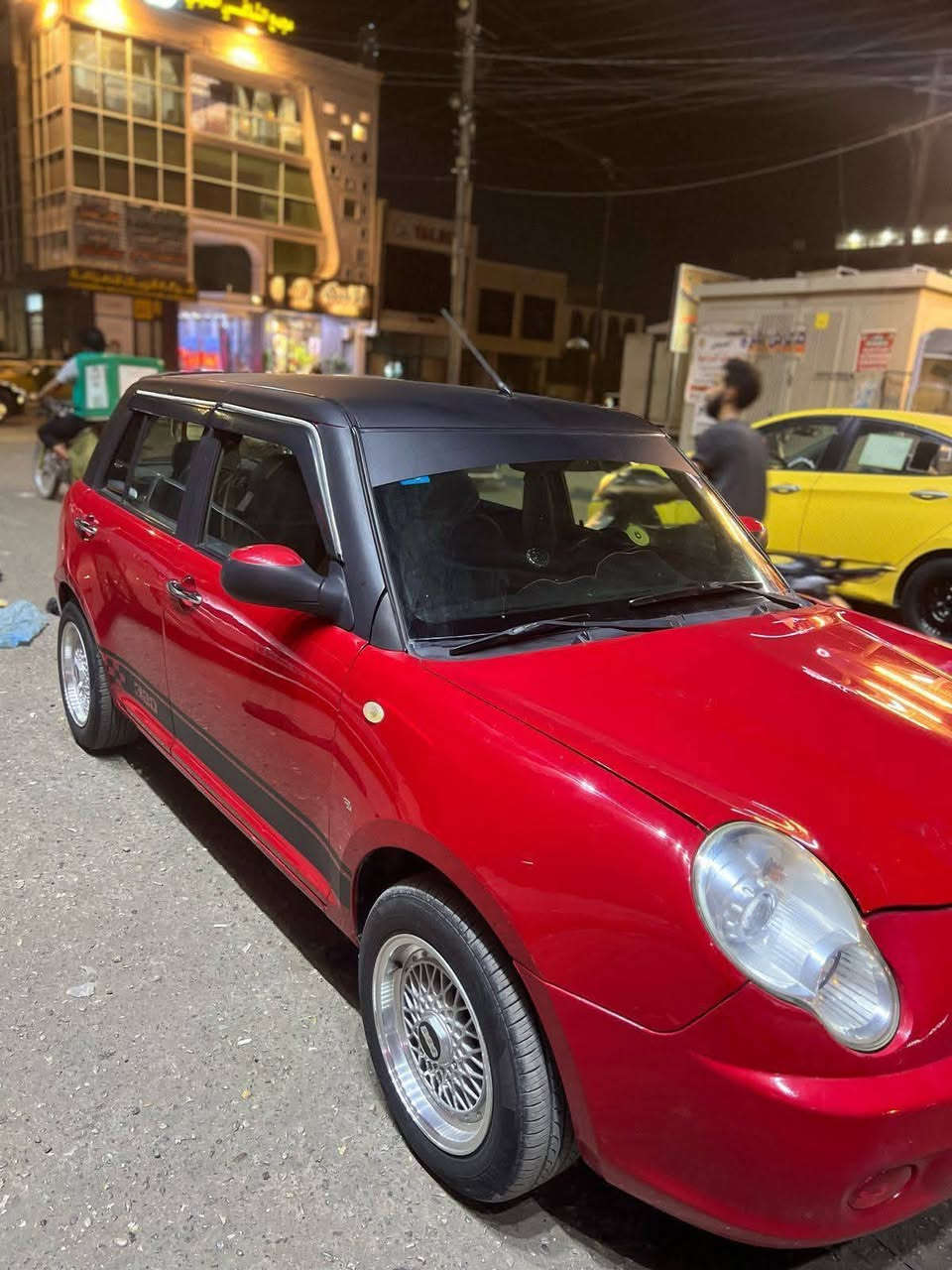 ليفان 12 بيهه ماربدات بصيطه سياره جاهزه رقم نكليزي السعر 42 وبيهه مجال مكاني الناصريه مركز ***********
