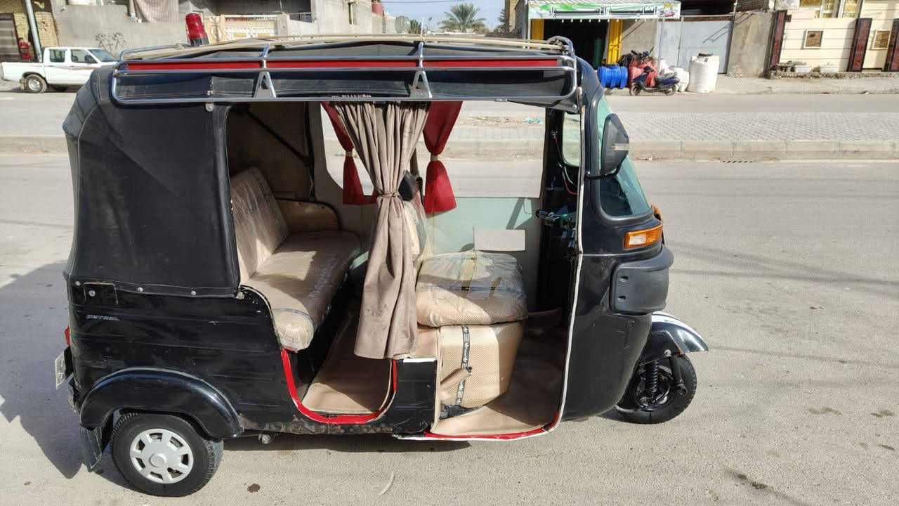 سلام عليكم تكتك 2020 رقم نجف بسمي تحويل ثاني يوم لوحات انكليزي مكفوله كفاله عامة مكاني كوت السعر 6,800  أو بيه مجال قليل الشراي يتصل واني بخدمته ***********
