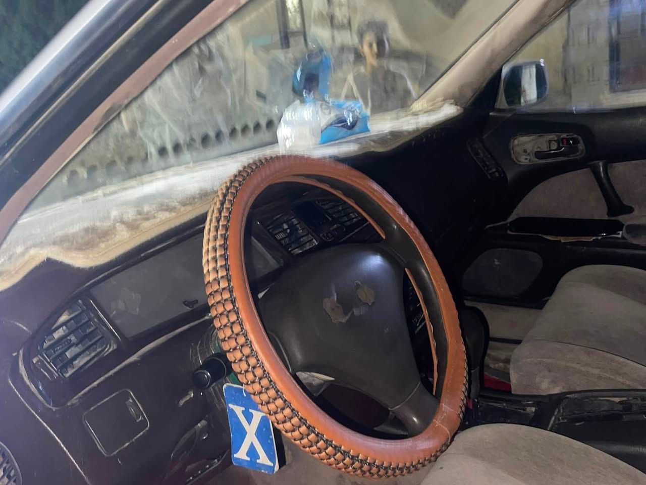 سياره بطه موديل92مكفوله كص ونقل وضربه ومكينه وكير جدد تبريد شغال رقم بصره مستعجل علاه البيع مكلف بل نشر سعرها40وبيها مجال ***********رقم راعيها مايعرف يقره
