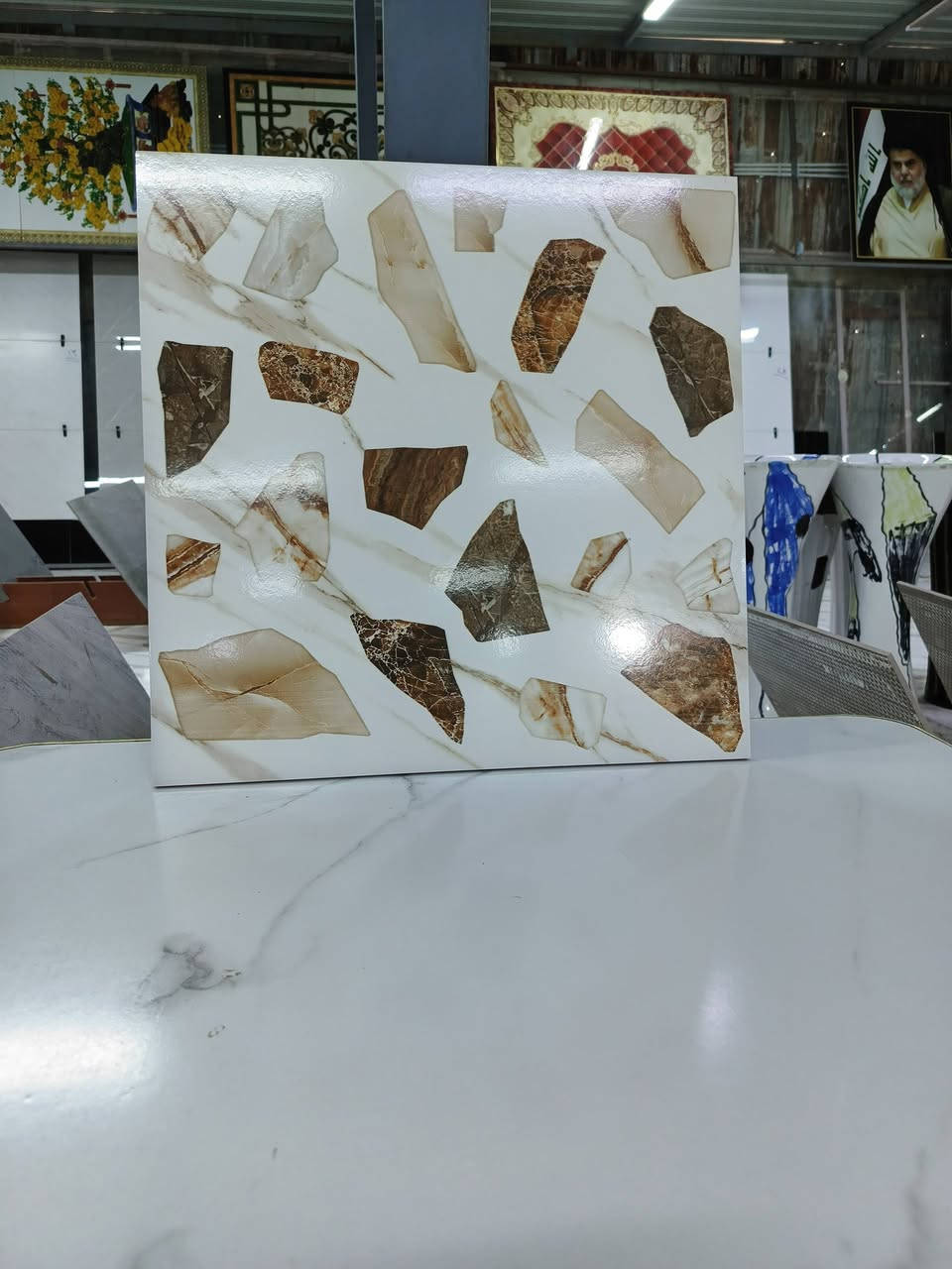 تم وصول ارضيات 45*45 /***********/***********
