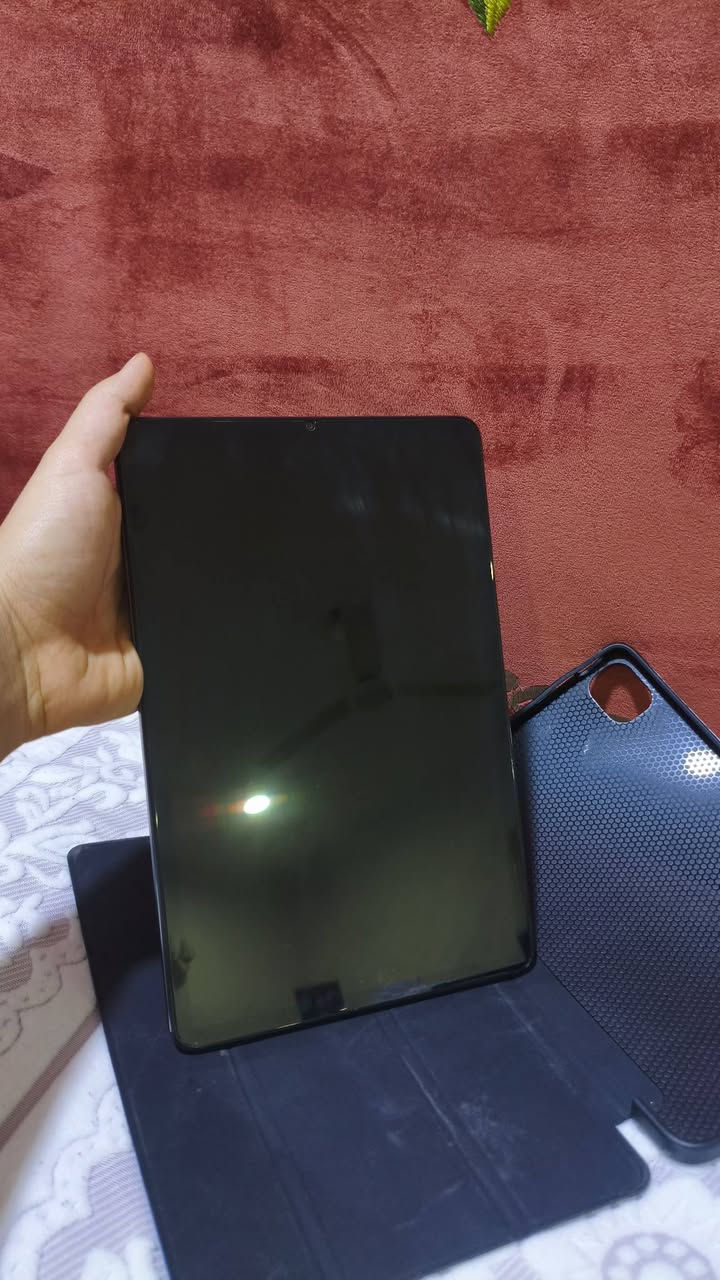 للبيع Xiaomi Pad 5 بحالة ممتازة جداً ✨
استخدام مرتب وما بي أي مشكلة، الجهاز سريع وخرافي للدراسة والشغل والألعاب 🎮📚

المواصفات:

• شاشة 11 إنج 2K بدقة عالية وتردد 120Hz

• معالج Snapdragon 860 القوي 🔥

• رام 6GB

• ذاكرة 128GB

• بطارية قوية 8720mAh تكعد وياك وقت طويل 🔋

• شحن سريع 33W

• أربع سماعات ستيريو وصوت كلش مرتب 🎧

• مناسب للألعاب، الرسم، الدراسة، والأفلام

• يدعم القلم الذكي ✍️

• نظام سلس وسريع وما يعلق

السعر: 250 ألف دينار فقط كامل ملحقات شاحنه وكارتون وكلشي وما بي اي عيب ولا مبدل اي شي بي
 بي فقط اثر  مال كفرات بالظهر ميأثر بأيـ شئ
مكاني بابل بالحله
للاستفسار على الواتساب فقط
***********
