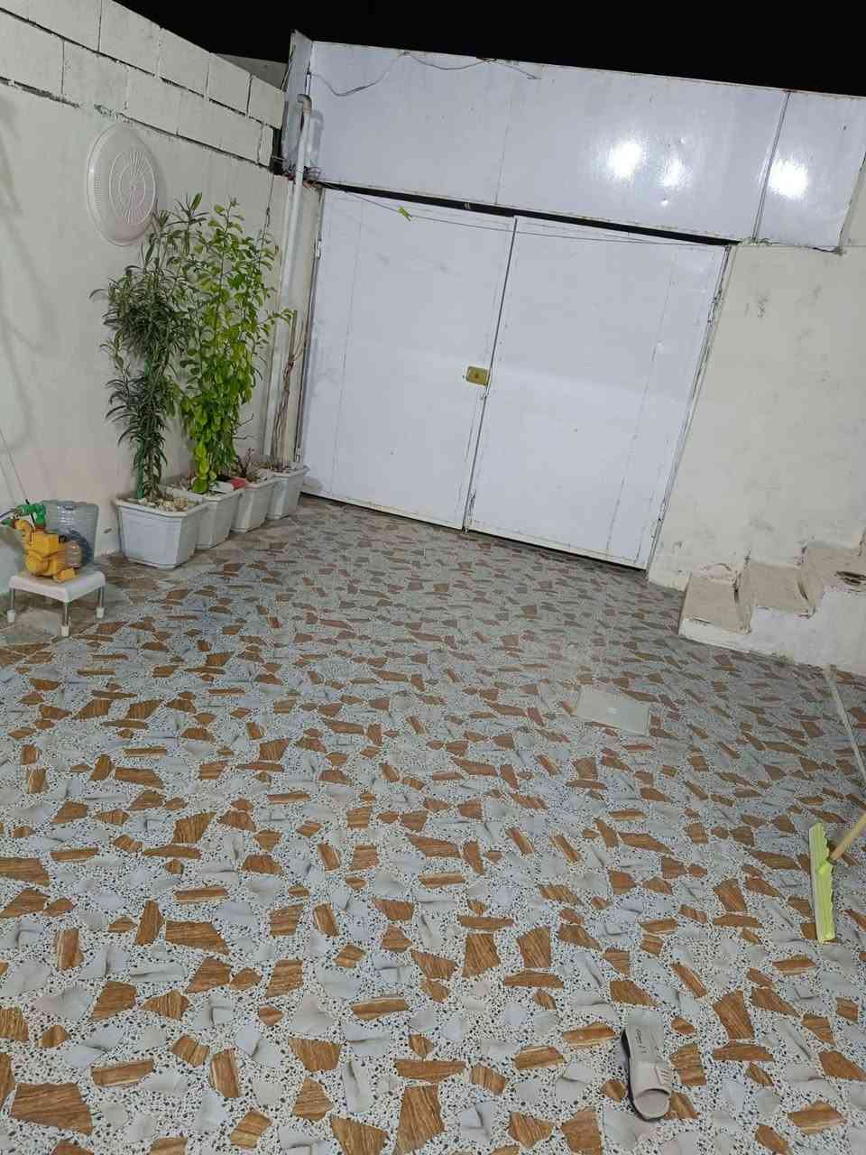 السلام عليكوم  بيت بيع في مجمع غدير سعر 22بي مجل هذ رقم ***********
