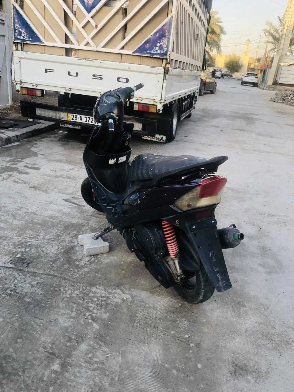 ماكس عدلة كاملة نقص بس بريك شغالة لا تنقيص ولا تبخير حتة سلف شغال بس باتري ٣٠٠ وبيها مجال قليل مكاني بعقوبة تحرير 
***********
مو شراي لا تراسل
