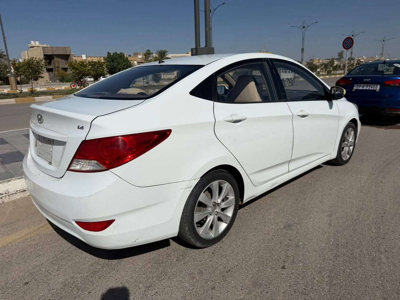 #للبيع
السلام عليكم اكسنت موديل 2014
محرك 1600 سياره خليجيه
بيها بس باب السايق مصلح
مكان السيارة الناصريه مركز
سعرها 88 
***********
