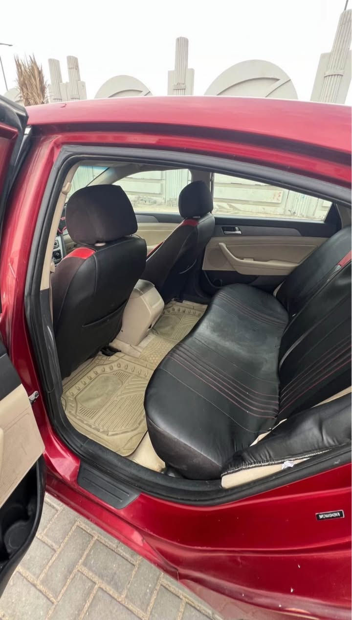 سياره البيع سوناتا 2016
السياره نضيفه دواخل حلوه ضربته داعميه وجاملق 
بيه طخات بصيطه السياره جاهزه نقص بي الصدر السعر( 110)
الاستفسار رقم ***********
