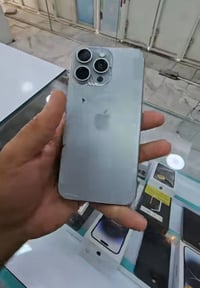 آيفون 15 برو ماكس • ٢٥٦ • نطيحه