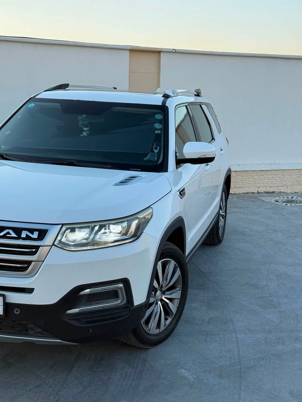 بعد التحيه والاحترام
شانجان cs95 2019

مكينه 2000 T gdi 

360نيوتن 233 حصان

رقم بغداد باسمي

7 راكب

تبريد 3 قطع ثلج 

مقاعد جلد جوزي 

لايت ابيض لد بلادي عالي ناصي

زر للتحكم بمستوى اللايت 

كراسي امامي كهرباء 

شاشه تسلا حجم كبير بلاديه 

تراكشن مانع انزلاق

Abs

حساسات امامي خلفي

كامره خلفيه

مري شفط وهيتر

تحكم مري ماوس

بانوراما

ويل كب كروم

كرور سرعه 

4 انضمه قياده

Sport

Comfort

Snow

Eco

كير اي تي 6 نمر 

صندوق كهرباء 

سايد بريك كهرباء

جاماتهة كلهن اوتو 

السياره صدرهة جديد 

وجامه اماميه جديده 

تخم دسكات 

ربع قبق الصندوق بي صبغ شبرين

بارد بصفحه الصدر بالباب الخلفي من تحت 

مكان السياره 

بغداد زعفرانيه 

140$

للتواصل ***********.
