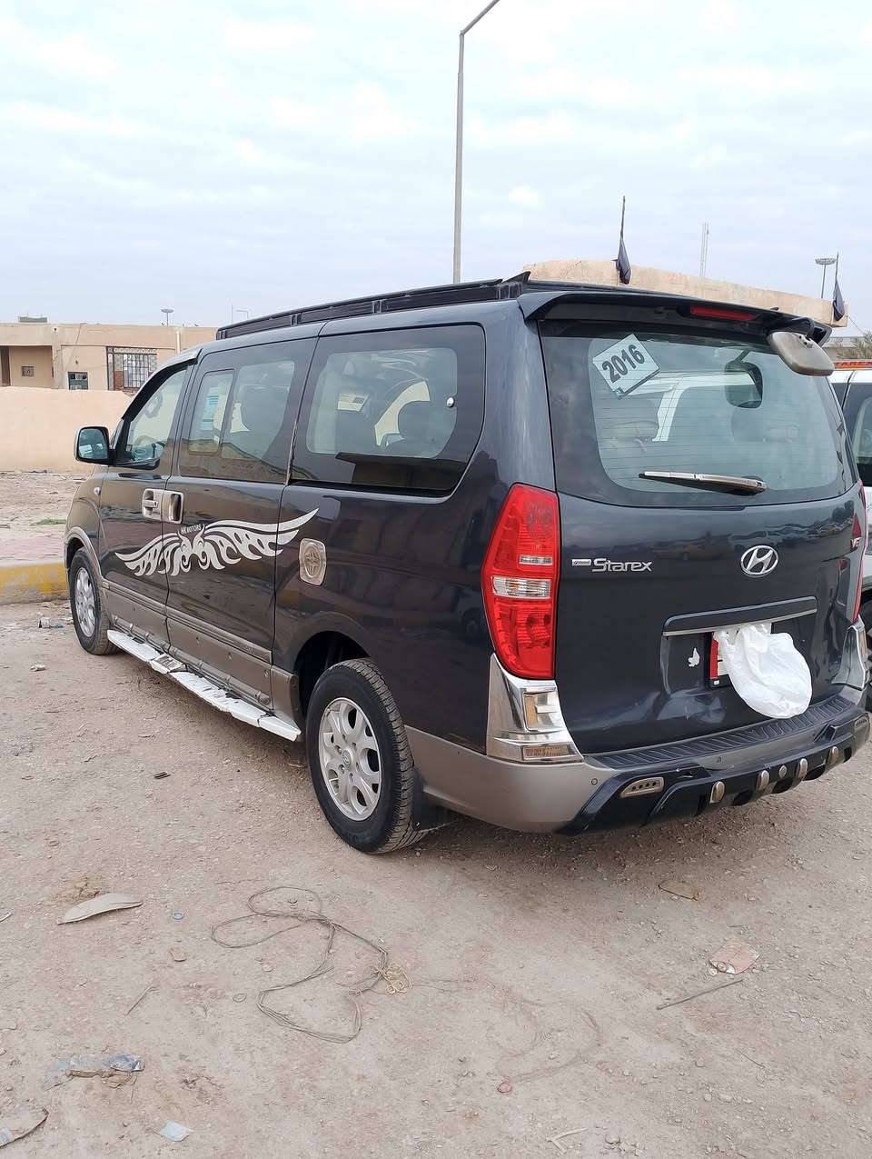 سلام عليكم ستاركس اللبيع مديل 2016 كفاله عامه من ضربه وكص رقم قادسيه بسمي مشروع وطني  سنويه جديده السعر 223وبيه مجال قليل مجول بلاد مكينه جديده حداديه جديده رقم ***********
