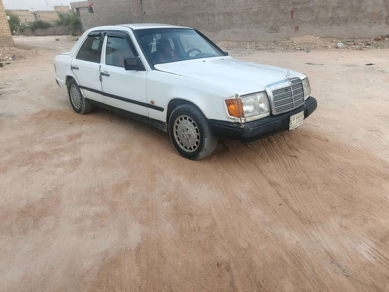 سلام عليكم مارسدس موديل 90  مكينه وكير  محور  راس الثور مكينه وكير جدد حداديه تخم تاير شواصي بلاد كهربائيّات كله شغاله سياره جهازه وناعمه  المكان نجف   السعر 30 وبيه مجال قليل ***********
