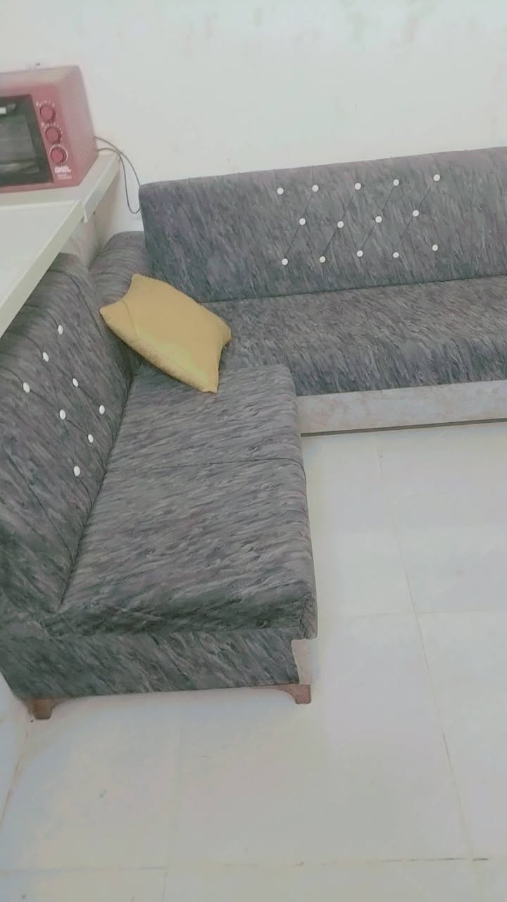 كاونتر تفصال جديد مامستخدم فقط خليته لجماليه هاذا الشهر الراح اريد ابيعه والسنك مالته مرمر السعر 400 وتخم هم جديد مامستخدم 10مقاعد سعره 400 مكاني ابو غريب التواصل واتساب او خاص ***********
