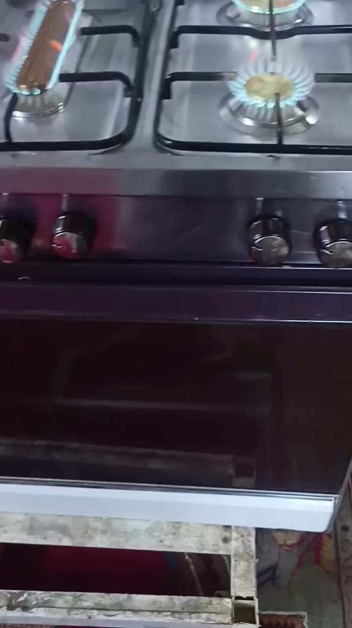 طباخ عشتار مصري باب اول السعر 160 للاستفسار : ***********
