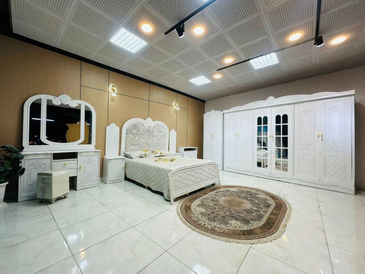 السعر ( مليون ) فقط😍

غرف نجاره عراقيه 💯💯

تتكون من ١٠ قطع 

عرض الكنتور٣مترات و٢٠سم

ارتفاع الكنتور مترين و٤٥سم

السرير بلوك ٦ ارجل

طول السرير 200 سم 

عرض السرير 160 سم 

الضهر شد براغي

الزاويه بارتفاع الكنتور 

الشازلون والطابوريه 75 الف 

الدوشك 150 الف  ضمان ٥ سنوات


**إذا كنت صاحب هذا الإعلان وتريد حذفه لأي سبب، رجاءا أرسل رسالة إلى الدعم الفني**