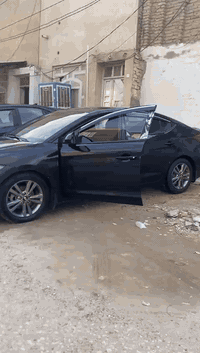 السلام عليكم كورولا للبيع  امريكي موديل 2023 le  حادثها من امريكا نسبة غرق للودسة .
بالعراق ٣ قطع بارد جاملغات ٢ وبنيد .

رقم نجف دولي.
ماشية بأمريكا ٢١ الف وهنا ٤٨ الف وصلت 
الكير عطلان ابيع على عطلها. 

السعر 115 . 

***********
