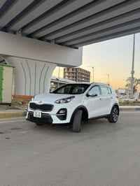 للبيع كيا سبورتج 2021 خليجي   المواصفات  شاشة انفكيشن  اريل انفكيشن  ت...