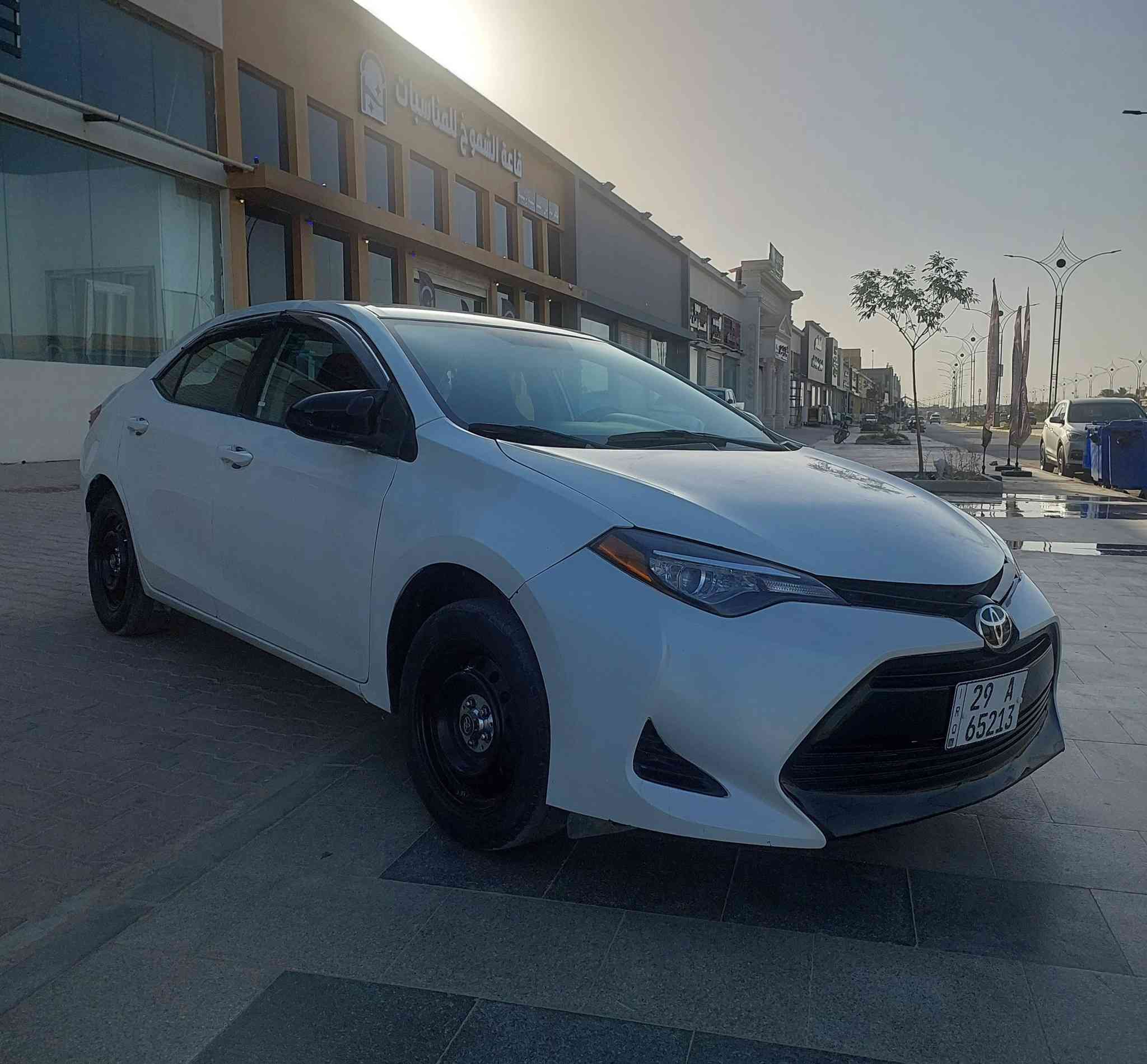 سلام عليكم بيع او مراوس
كورلا 2019 رقم واسط تحويل مباشر ماشية 77 الف 
سعر 95 وبيهة مجال 
محرك كفالة وكير وحدادية فقط التبريد مربوط وجاهز بس مابيهة غاز 
سيارة بيهة فخذة مبدلة فقط 
المكان ناصرية قرب المستشفى التركي 
***********
