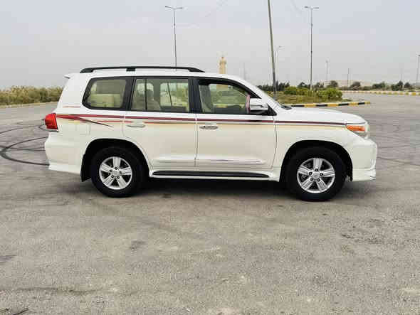 ﷽
  🔥🔥بسعر مناااااااسب جدا🔥🔥
‏‎سلام عليكم 💛 
 للبيع 🌹  😍💛 🌸 
لاندكروز 🔥 2012 💣 فطيم🚀 GXR
السياره احله من الصور بالحقيقه 
فول مواصفات 1/1 💯 :
1- فتحة 🕳️
2- بصمة 🔐
3- محرك وكير كفالة 
4- حساس خلفي وامامي 🎶🔊
5- ثلاجة 🥶
6- 2 كراسي كهرباء ⚡
7- تشغيل عن بعد 💥
8- شاشات عرض 💻
9-كامرات 2 دوارة 👀
10- 8  ايرباك 
11-دفع رباعي 🎮
12- رقم اربيل تريد وكاله اتريد تحويل
حجم المحرك: 4000 ✅ مامفتوح 
معروفة موصفات البريم فول 
 كفاله عامه وشرط الفحص ✅  
جديدة بمعنى الكلمه شرط تراي زيرو  تخم تاير حدادية تبريد جاهزة من كلشي مابيها اي نقص وبالعافية ع تكون من نصيبه
بأسمي شخصياً  تحويل مباشر  

🟩 السعر المطلوب ( 350 🔐                          

 لاستفسار الاتصال 📲***********
تحياتي لجميع 🌹 🌸 🙏🏻
الموقع 
‏https://maps.google.com/?q=32.753235,44.410568

‏‭
