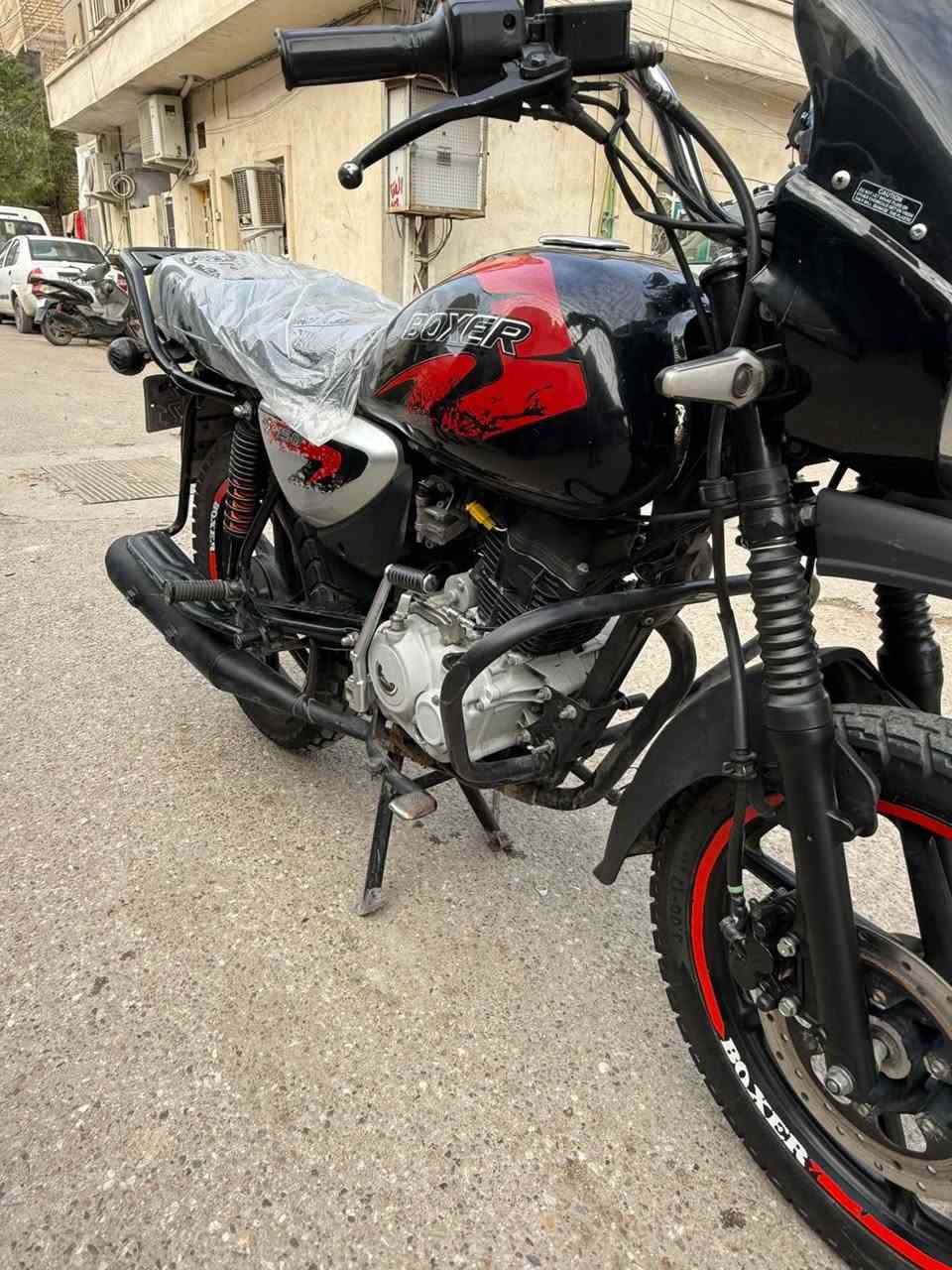 من رخصت الادمن بوكسر 2023 مرقم سنويه رقم نكليزي الدراجه نضافه خير من الله تشغل وتطلع الدراجه بيهه خيط تبخير بس من تحمه تكطع الدخانه الله شاهد الدرجه تخبل السعر 2200 وبيهه مجال حك الجيه عنوان الحريه *********** واتساب واتصال 💕😊❤️
