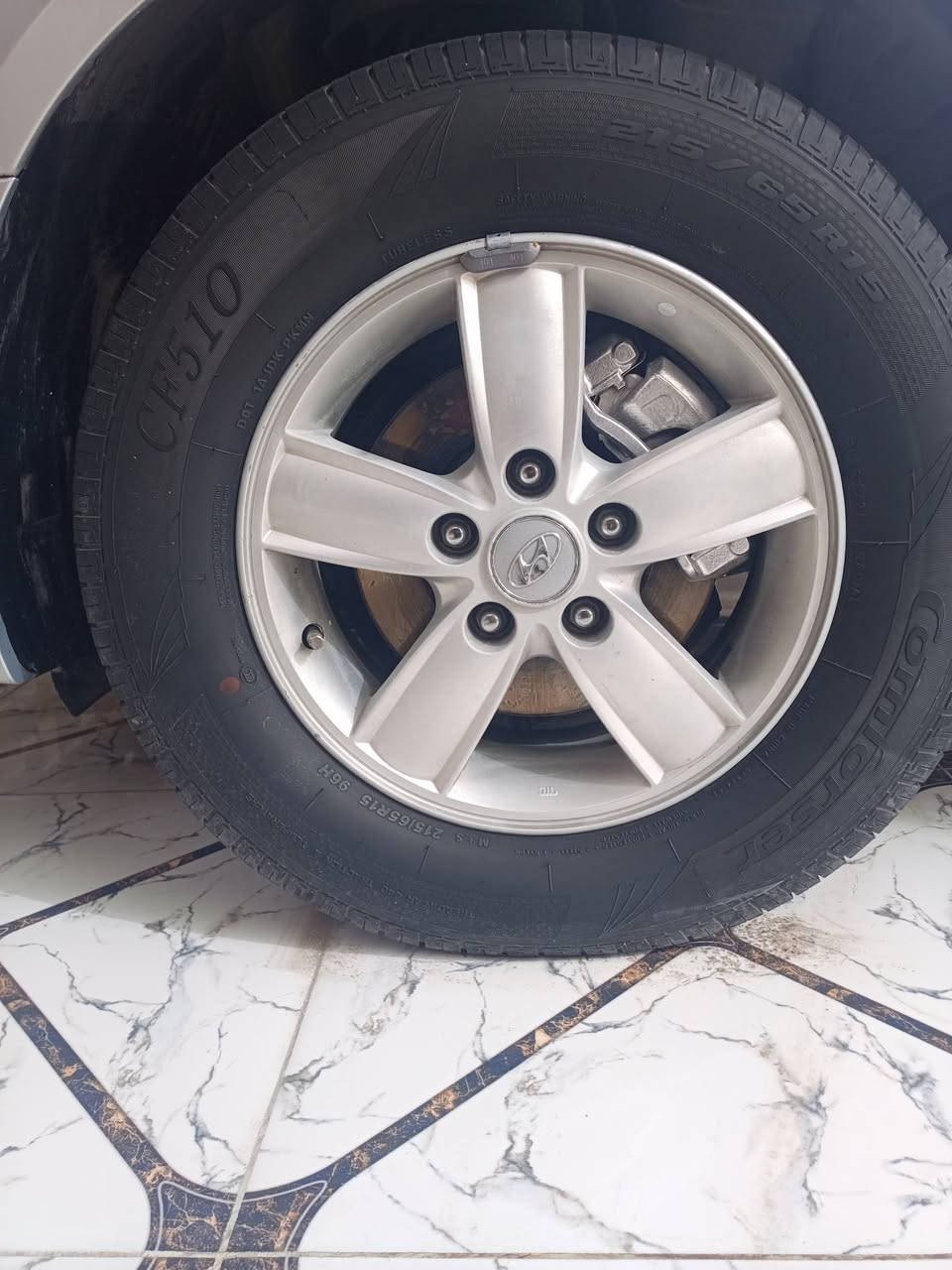 سلام عليكم سوناتا موديل 2011رقم بصرة نكلينزي جديد مكفوله سياره كفاله عامه من ضربه من لكص سياره وارد كوري تايرات حداديه كير مكينه تبريد خير من الله مكان سياره البصرة سعر120وبيه مجال ***********
