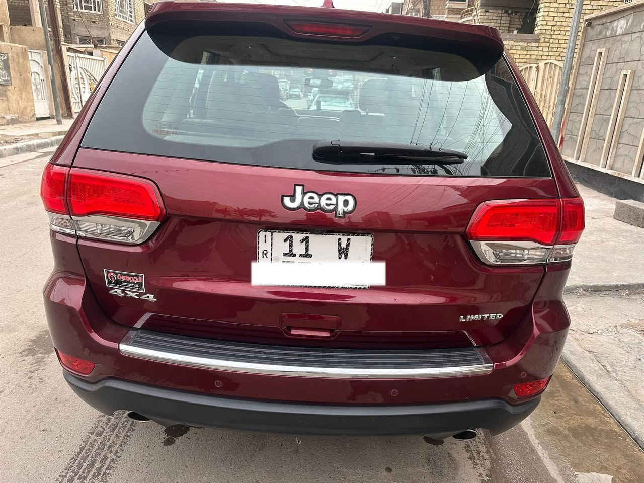 للبيع جيب كراند شيروكي
2019 خليجي لمتد بلاس السيارة بيها بارد بسيط بالجاملغ الامامي الباقي مكفول فول مواصفات 1/1 بنوراما جنطة كهرباء كشنات جلد خزن ميموري سستم صوت شاشات خلفية شاشة كبيرة تحكم ستيرن هيترات بالمري 
وضعيات قيادة مكينه 3600 رقم بغداد بسمي 
 تحويل ثاني يوم 
سيارة نظيفة وجاهزة ماشية 85 كيلو متر 
مكان السيارة بغداد 
السعر 275 وبيها مجال 
للاستفسار 
***********
