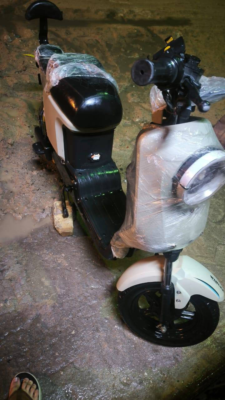 سلام عليكم دراجه شحن R9ريان مديل 2025دراجه ما عوزها اي شي كامله من كلشي بطاريات 32 لكبار سعر 425وبيه مجال مكاني البصره شط العرب ***********
