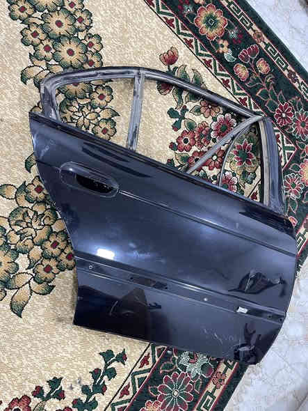 السلام عليكم للبيع دعاميه خفاش اماميه نقصها حاجب جهة اليمين فقط اصليه مو تايوان وكامله حت براكيت وياها تاخذ بس تصبغ سعرها ٢٠٠ وبيها مجال وباب سائق كلش نضيف فارغ بي يده فقط وباب خلفي سعرهن ٦٠ الف وعندي سلف مال ٨ سلندر شغال شرط قيم بالي يرضي الله مكاني كربلاء طويريج ***********
