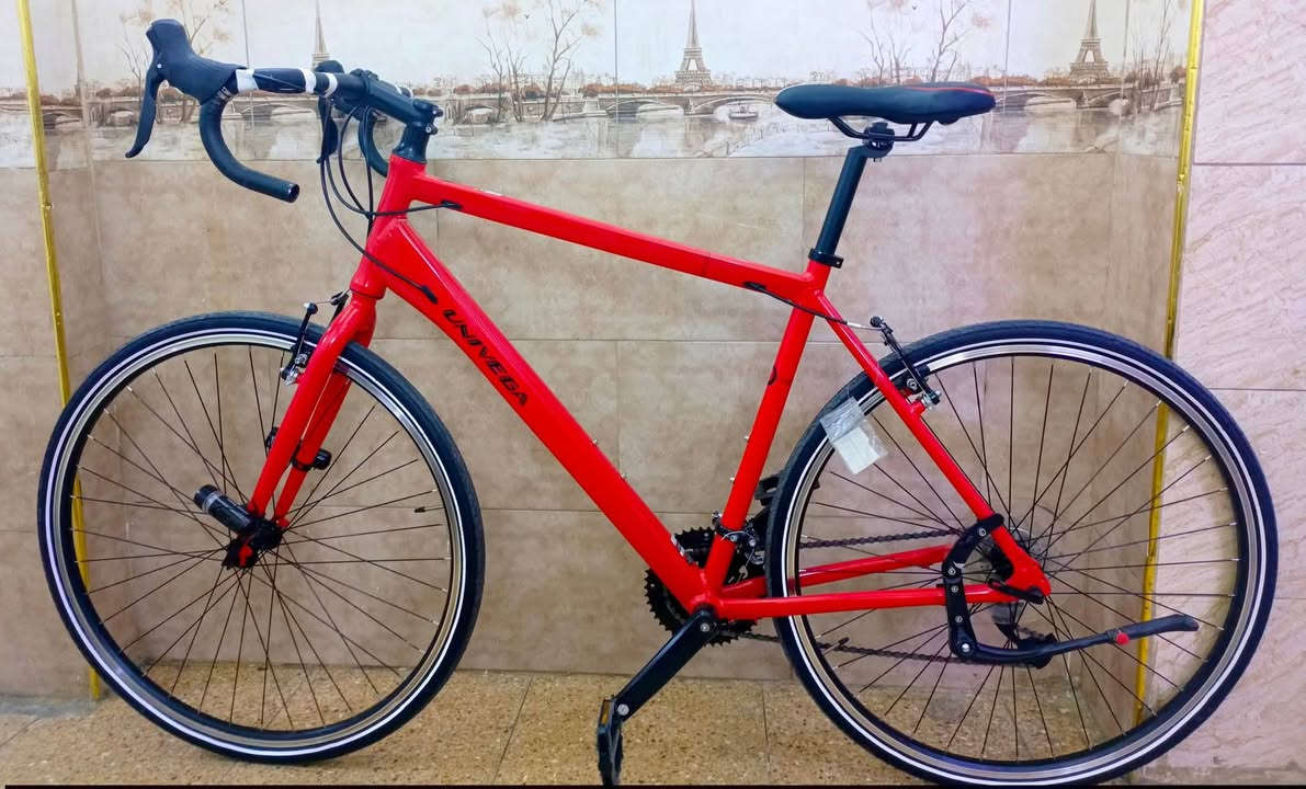 السلام عليكم شلون كباتن 🌄
يتوفر للبيع دراجة ماركة يونفيكا غنية عن التعريف🥰 😍 

قياس الفريم //لارج عالي ☺️🤗
فريم الدراجه// حديث وإيرات دفن بالكامل  😍🥰

عدد سرع الدراجة/ 8*2 🤗😘 
معدن  الدراجه//  فول المنيوم وزن خفيفف  🥰😍
 
ويالة الدراجه //   فول سلاسة ومتانة 🥰☺️

نظافه الدراجه 95*100💪🤗
سعر 225  الف وبيها مجال شراي يدلل 
***********
بغداد القاهرة قرب حلويات عدنان
