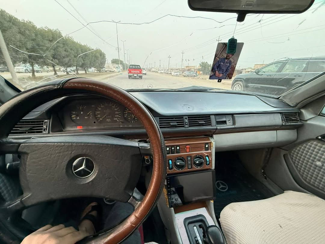 مرسيدس موديل 90 كير محرك ففتي 3000 بطل اسود المرغوب سياره جاهزه تبريد شغال تحويل مباشر مكاني بابل المدحتيه 
السعر 33

***********
