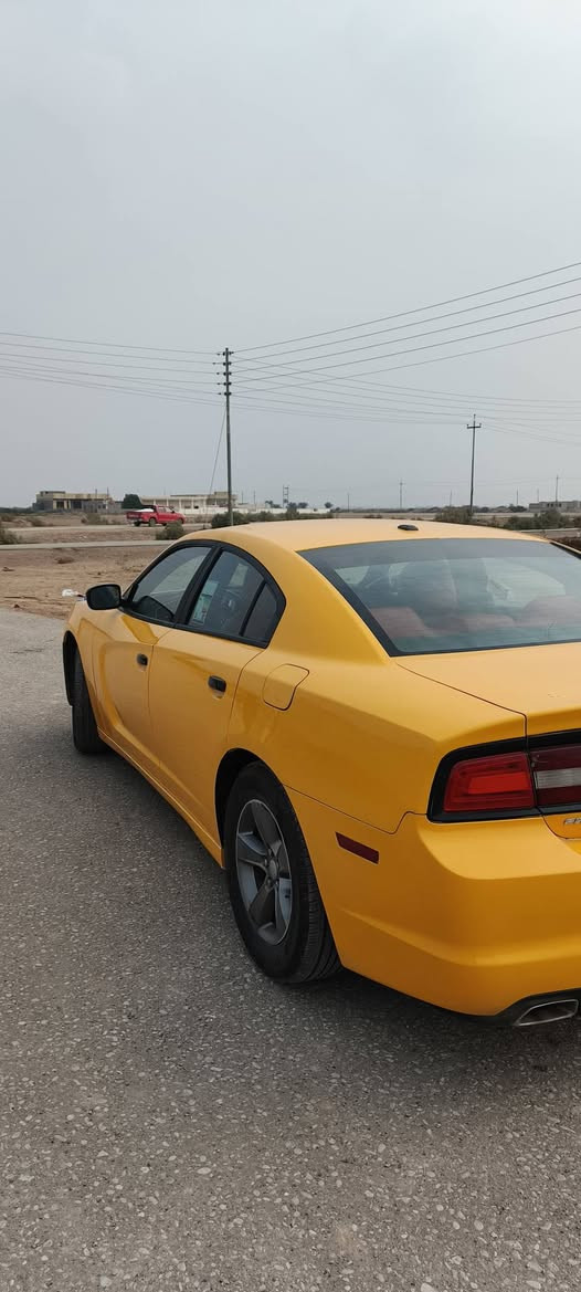 جارجر, موديل 2012 جاهزه  شادلها مكينه قبل عشر أيام سياره صالها  أربع أيام محوله بسمي مصفره تحويل ثاني يوم سياره بيها بنيد وجاملق سعر 145وبيها مجال  اتصال عل رقم ‏‪***********‬‏ مكلف بل نشر
