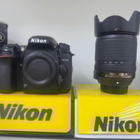 نيكون D7500 • عدسة ١٨-١٤٠ • حقيبة نقل