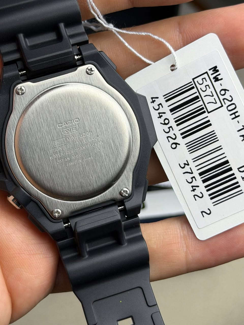 CASIO 
اصلي وكالة كاملة المرفقات 
ضمان سنة 
رقم الموديل MW-620H-1A
اميال لامينوس فسفوري 
سير ربر اصلي 
ليد اضاءة داخلي 
الغطاء الخلفي والماكنة ستانلس ستيل 
مقاومة للماء 100 متر سباحة

45 الف على اول تم

AYxhmshIhXrlwABhDV


**إذا كنت صاحب هذا الإعلان وتريد حذفه لأي سبب، رجاءا أرسل رسالة إلى الدعم الفني**