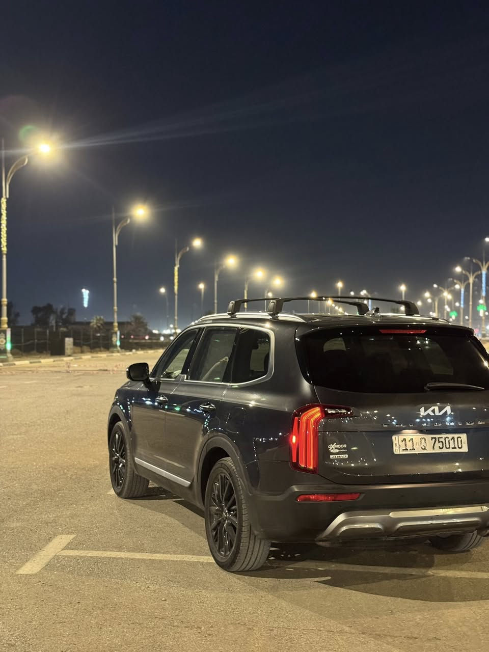 السلام عليكم
كيا تلورايد 

موديل 2022 

مواصفات SX برستيج 

رادار امامي خلفي 

نقطه عمياء 

حساسات امامي خلفي 

تحديد مسار 

كامرات 360 درجه 

فتحه سقف 2 

جنطه كهرباء 

سايد بريك بصمه 

مري شفط 

ويل 20 اسود 

كشنات كهرباء 

كشنات تدفئه تبريد 

ميموري كشنات 

وبعد هواي مواصفات بيه 

محرك 6 سلندر 3800 

حادث السياره بنيد وقبق جنطه فقط 

تبديل قبق جنطه بلادي نفس اللون وتبديل بنيد وصبغ 

ايرباك دركه ودشبول فقط 

السعر 295 وبيه مجال للشراي 

للاستفسار ***********
