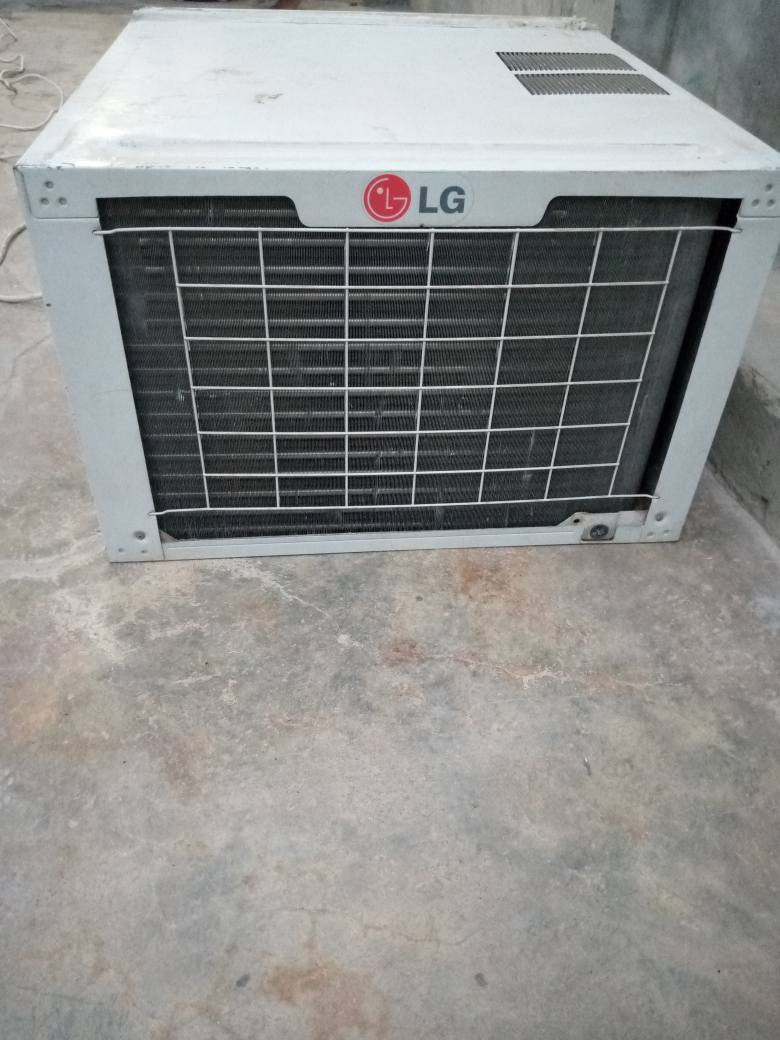 كنديشن الجي شغال شرط تدفئه وتبريد للبيع ويرهم مراوس بعاطل وهم نشتري عاطل شغال *********** كركوك, العراق
