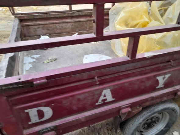 السلام عليكم ستوته للبيع ٧٠٠ الف ***********
عنوان الشرطه الخامسه قرب تقاطع درويش 
نقص باتري
