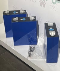 شركه اسس الابتكار توفر لدينا خلايا  بطاريات ليثيوم  من شركه EVE  العال...