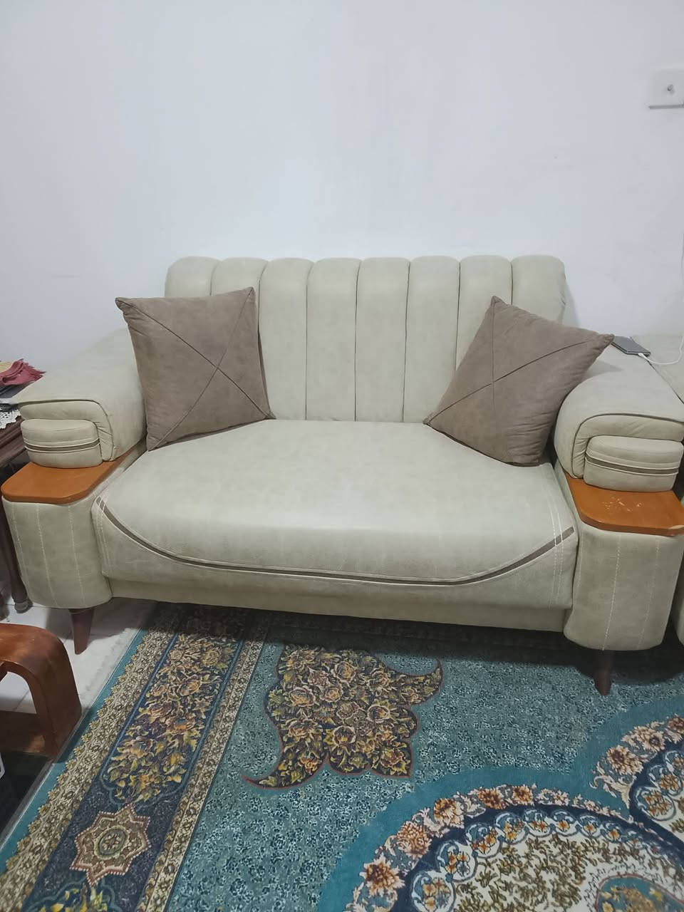 تخم قنفات ووتربروف عشر مقاعد نظيف للبيع مكاني حي الجامعه 475 ألف


**إذا كنت صاحب هذا الإعلان وتريد حذفه لأي سبب، رجاءا أرسل رسالة إلى الدعم الفني**
