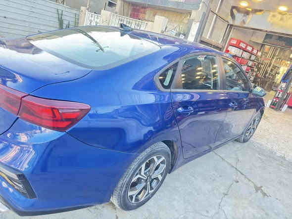 السلام عليكم
للبيع كيا فورتي موديل 2019 وارد امريكي
كير محور AT
نص فول السعر 134 وبيها مجال قليل
🏅تحكم ستيرن جهتين
🏅تحديد مسار
🏅شاشة اعطال
🏅مانع انزلاق
🏅رادار امامي
🏅تثبيت سرعة
🏅ثلاث انظمة قيادة
🏅كامرة خلفية
🏅شاشة كبيرة
🏅توقف ذاتي
وباقي المواصفات معروفة
حادثها خلفي مثل ما موضح بالصور
صار عندي حادث بالباب خلف السايق وبدلته اصلي 
بدون تعديل او صبغ فقط تبديل باب خلف السايق
وبيها بارد على كد شبر بالجاملغ عكس السايق ورصعة صغيرة بالقمارة والسونار موجود بالصور
سيارة جديدة وجاهزة مكانها الدورة ابو دشير رقم الهاتف ***********
