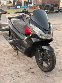 هوندا PCX • دراجة ياباني • هوندا 2018 • PCX 2018 • دراجة هوندا • دراجة...