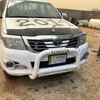 هايلوكس • ٢٠١٤ • بدون اوراق