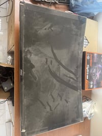 شاشتين عاطلات  1msi 27 180 2k سكتت وحدها اتصور من الكهرباء  2 sumsung ...