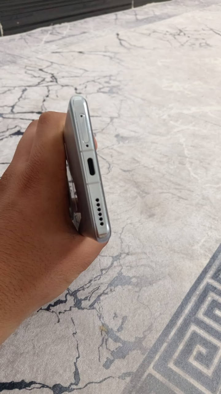 جهاز ريد مجك 4برو
ذاكرة256
ماويا شي فقط الجهاز
يدعم شحن 100واط
سعر 400 او مراوس 
الالعاب فول الفريمات 
الجهاز مثل ماواضح كدامك جديد يخبل 
سلاسه
مكاني ناصرية مركز


**إذا كنت صاحب هذا الإعلان وتريد حذفه لأي سبب، رجاءا أرسل رسالة إلى الدعم الفني**