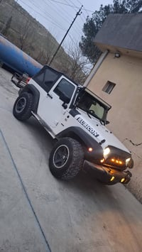 مۆدێل 2010 شەش بستۆن گێرو مەکینەی نەکراوەتوە  110هەزار ڕۆشتوە  125 معا...