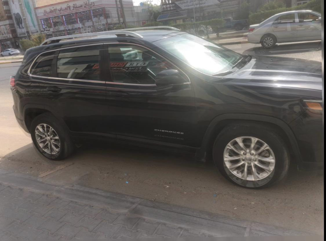 جيب شيروكي 2019
مكان السيارة بصرة تحويل مباشر ثاني يوم
السعر 140 وبيها مجال
للتواصل واتساب
***********
