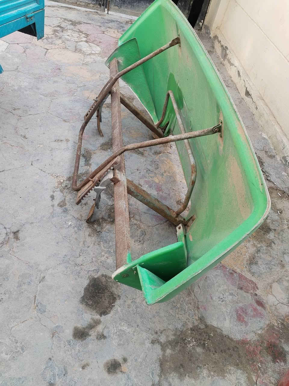 كاسحة.. البي.  كرواتي.. للبيع جديده بمعنى الكلمه🏅👍🏽 شرط النضافه... كامله هيه و قواعدها... ***********.
