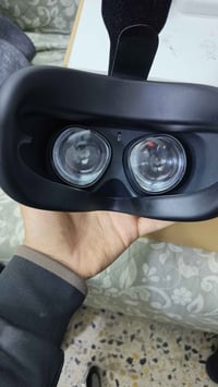 نظارات الواقع الافتراضي meta quest 2 oculus مساحه 128 نظافة 99% مابيه ...