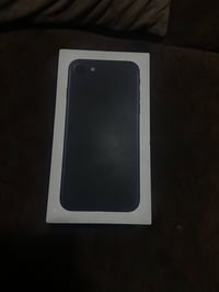 ايفون 7 • ٣٢ • كاميرا تهتز