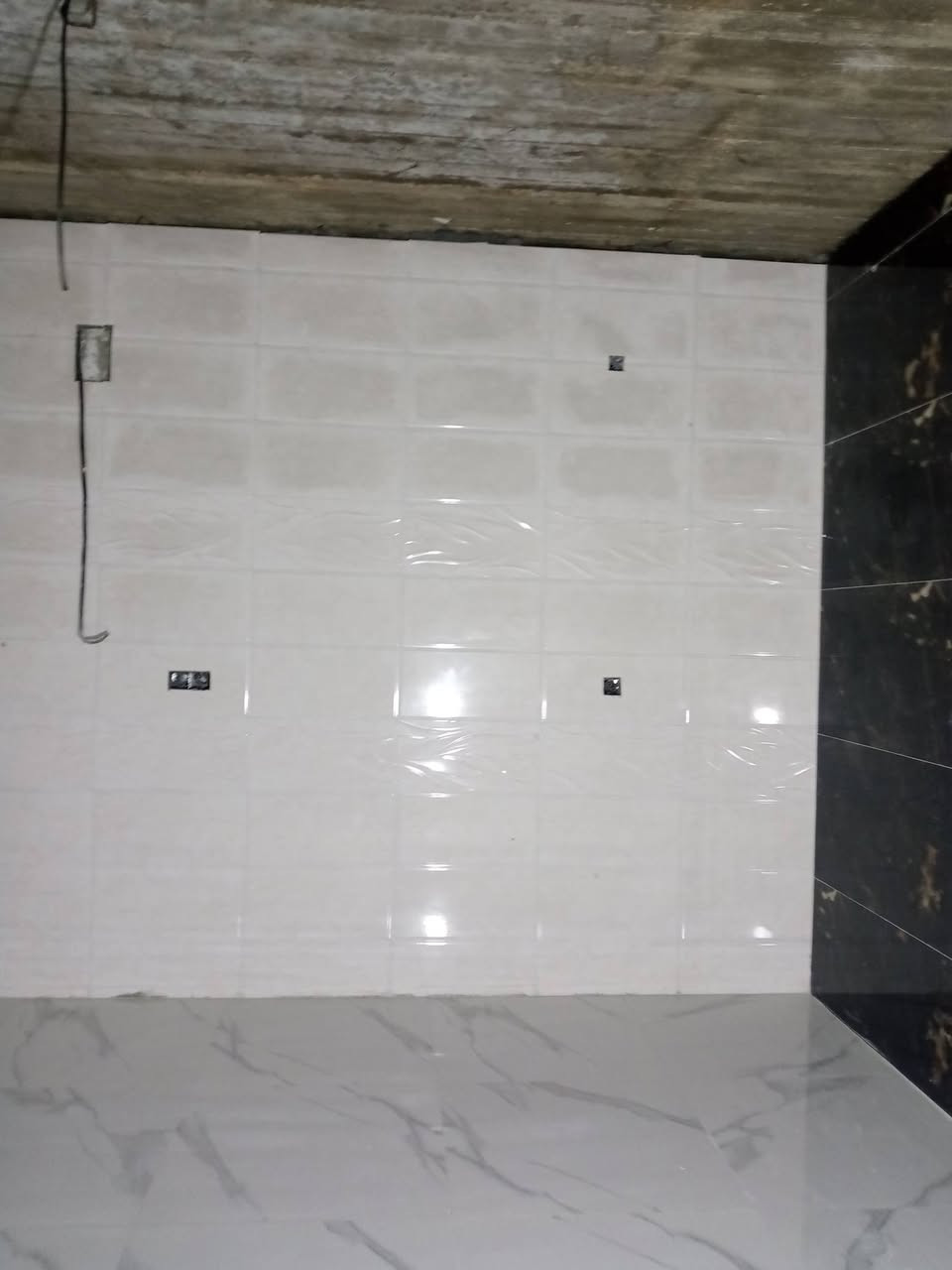 السلام عليكم كادر خلف سيراميك جذاري ورضي ودروجه وكلما يخص السيراميك والمرمر شغل درجه  استلام مهندس  
***********
