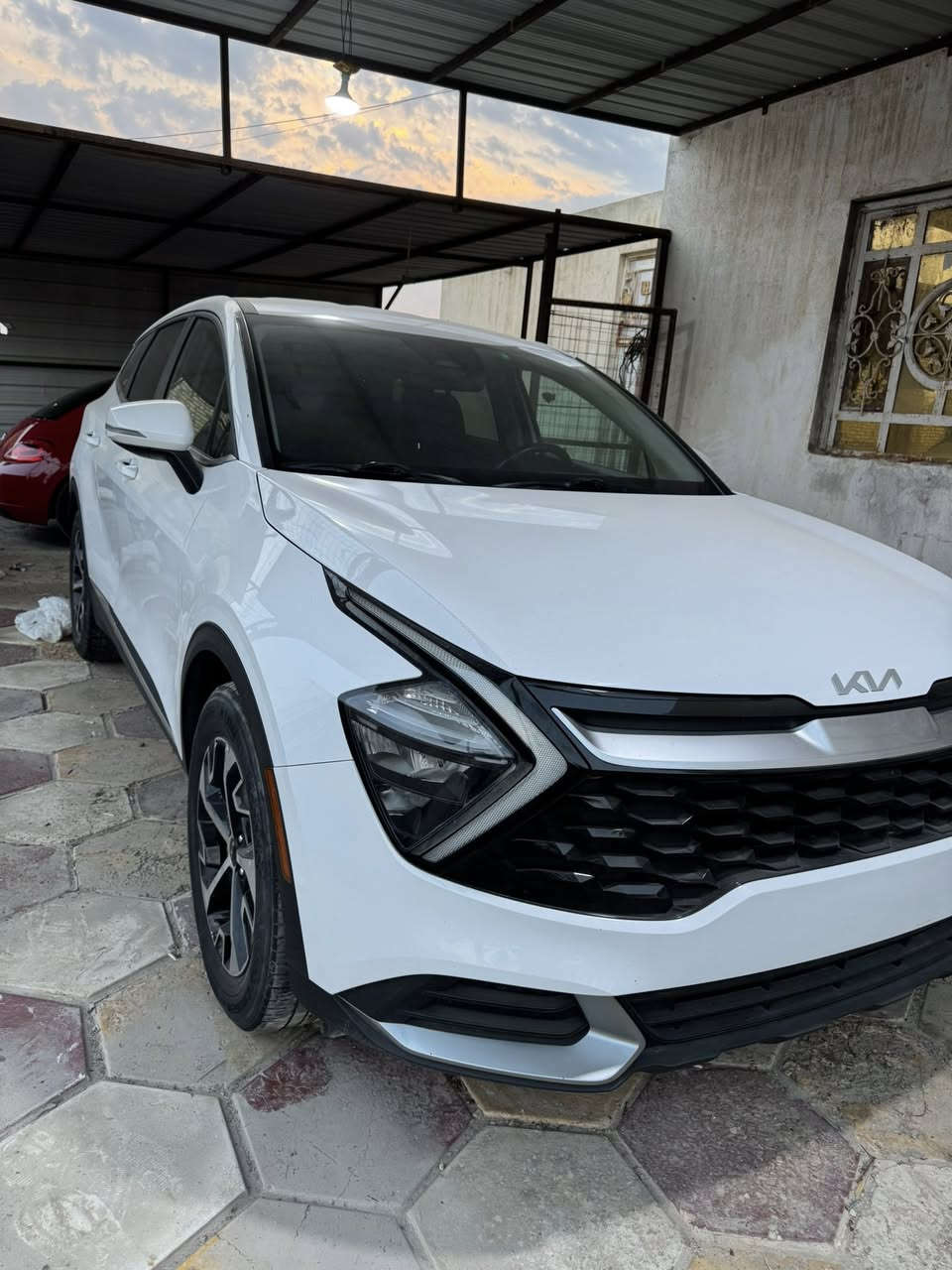 سبورتج ٢٠٢٣ مكفوله وراد امريكي
السياره الحجم الكبير لارج محرك ٢٥٠٠
مكفوله من الزلغ او اي شي ثاني
كشنات جلد كهرباء
تدفئة كشنات 
شاشه كبيره 
تشغيل عن بعد 
نقاط عمياء
تحديد مسار 
و هواي مواصفات بعد
السياره تقرير مياه امطار شرط 
ما بيها اي شي نقص و لا گلوب مشتغل بالعينه
ماشيه ٥٠ الف بدون رقم
السعر 179 و بيها مجال بسيط
***********
