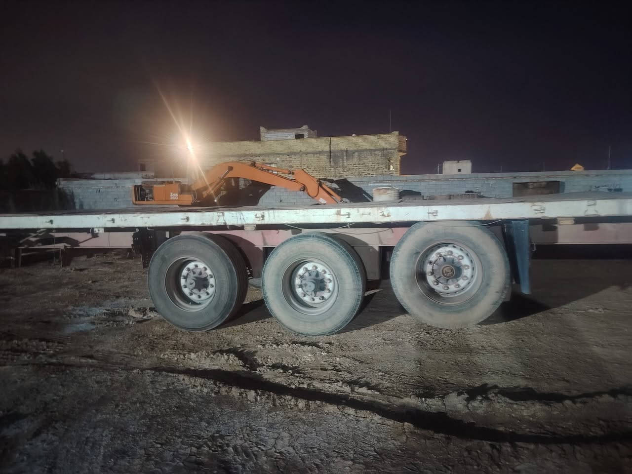 عربه شمتز دناكير مربع بيبي تخم تاير عنوان عماره سعر ٣٥ مكفوله من فطر ***********////  ***********
