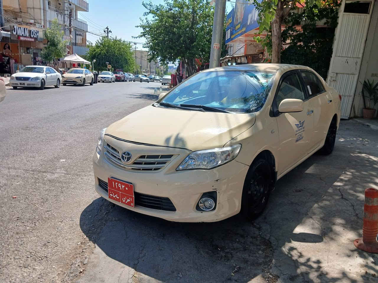 به ناوي خواي كه وره ئەم ته كسيه بو فرؤشتن ٣بارجه ي بوياخه كير عاديه بيلاد ته كسيه موديل ٢٠١٣سه نه وي به سه ر جووه له سليمانيه ***********
